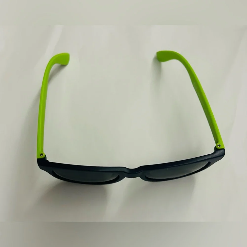 New Tommy Bahama Kid Sunglasses Blue Frame Green Temple Boys Girls Unisex Summer
